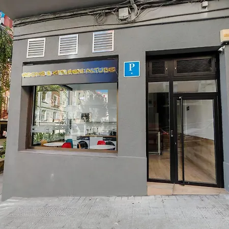 بيت ضيافة & Kitchen Altube 3*